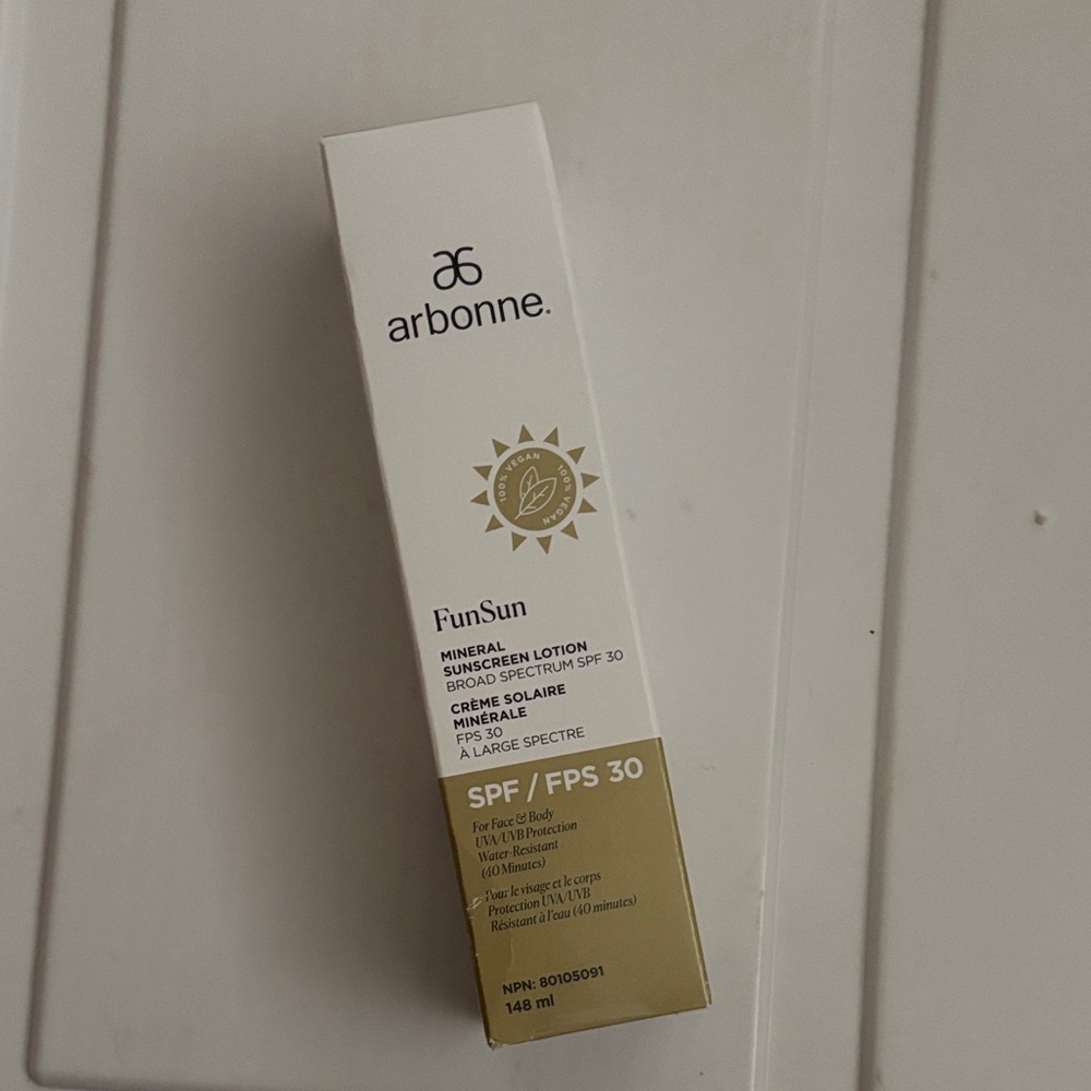 Arbonne FunSun Mineral Sunscreen SPF 30 - new